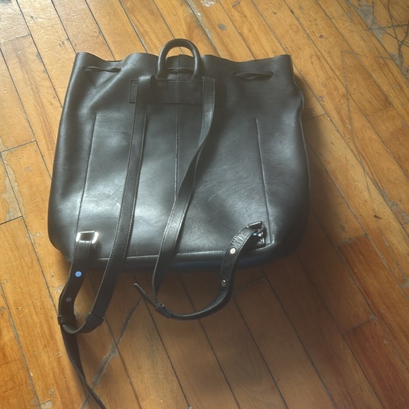 Sandqvist leather backpack - Picture 4 of 6